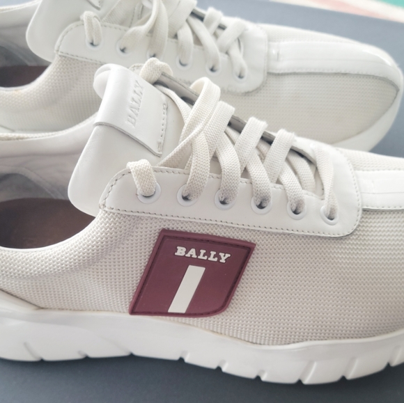 Bally binky trainers